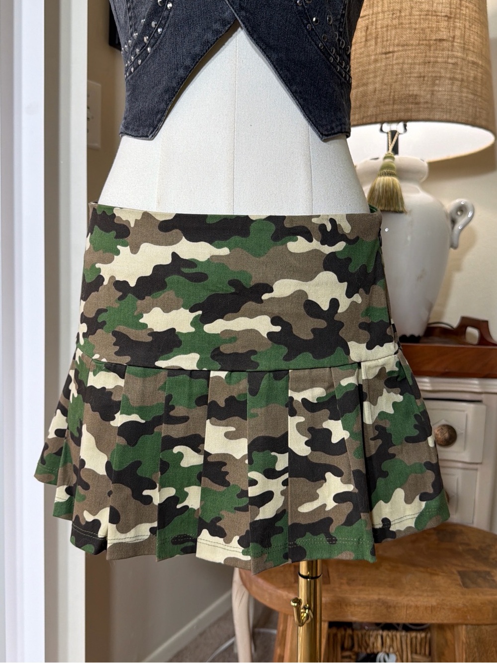 Y2K Camouflage Pleated Mini Skirt - Green Camo